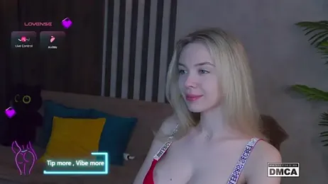 Holl1Would stripchat stream image