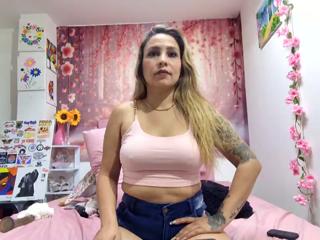 Penelope Cooper flirt4free stream image