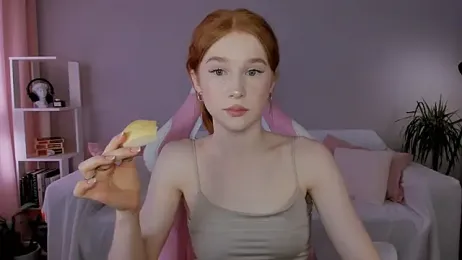 Leahsthetics stripchat stream image