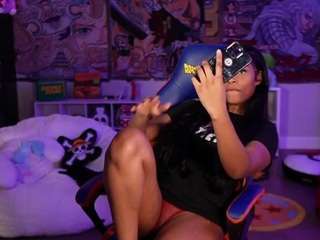 lovenzia camsoda stream image
