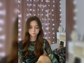 ShyAlya bongacams stream image