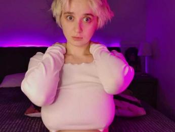KarolinaLilMommy bongacams stream image, 09.04.2025 00:40