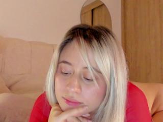 Amy Blondes flirt4free stream image