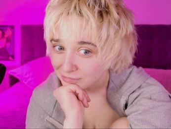 KarolinaLilMommy bongacams stream image, 12.04.2025 21:50