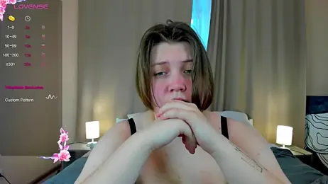 Theodora_Moon stripchat stream image, 06.02.2025 02:10