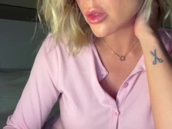 iiivy_ chaturbate stream image