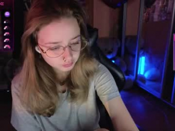 queen_kitty1818 chaturbate stream image