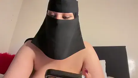 jyjyelamira stripchat stream image