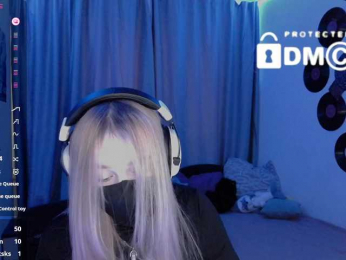 qwertikcam bongacams stream image