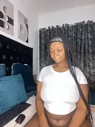 QueenTee23 stripchat stream image, 07.05.2025 02:20