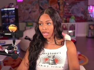 lovenzia camsoda stream image