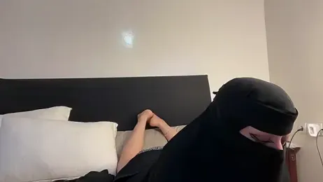 jyjyelamira stripchat stream image