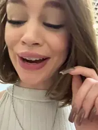 Street_young stripchat stream image