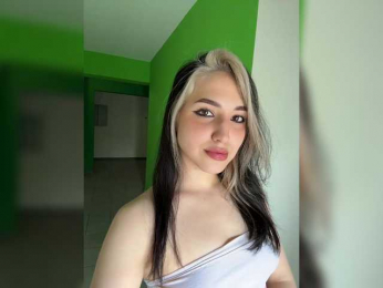 -MarshmelloW- bongacams stream image
