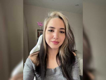 -MarshmelloW- bongacams stream image