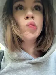 Street_young stripchat stream image