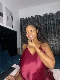 QueenTee23 stripchat stream image, 16.05.2025 20:30